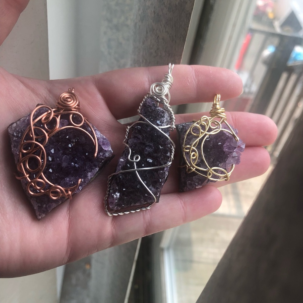 💜🔮Meet Me🌚✨ - Picture 15 of 17